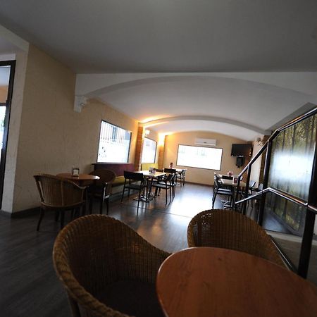 Hotel Montearoma Valverde del Camino Bagian luar foto