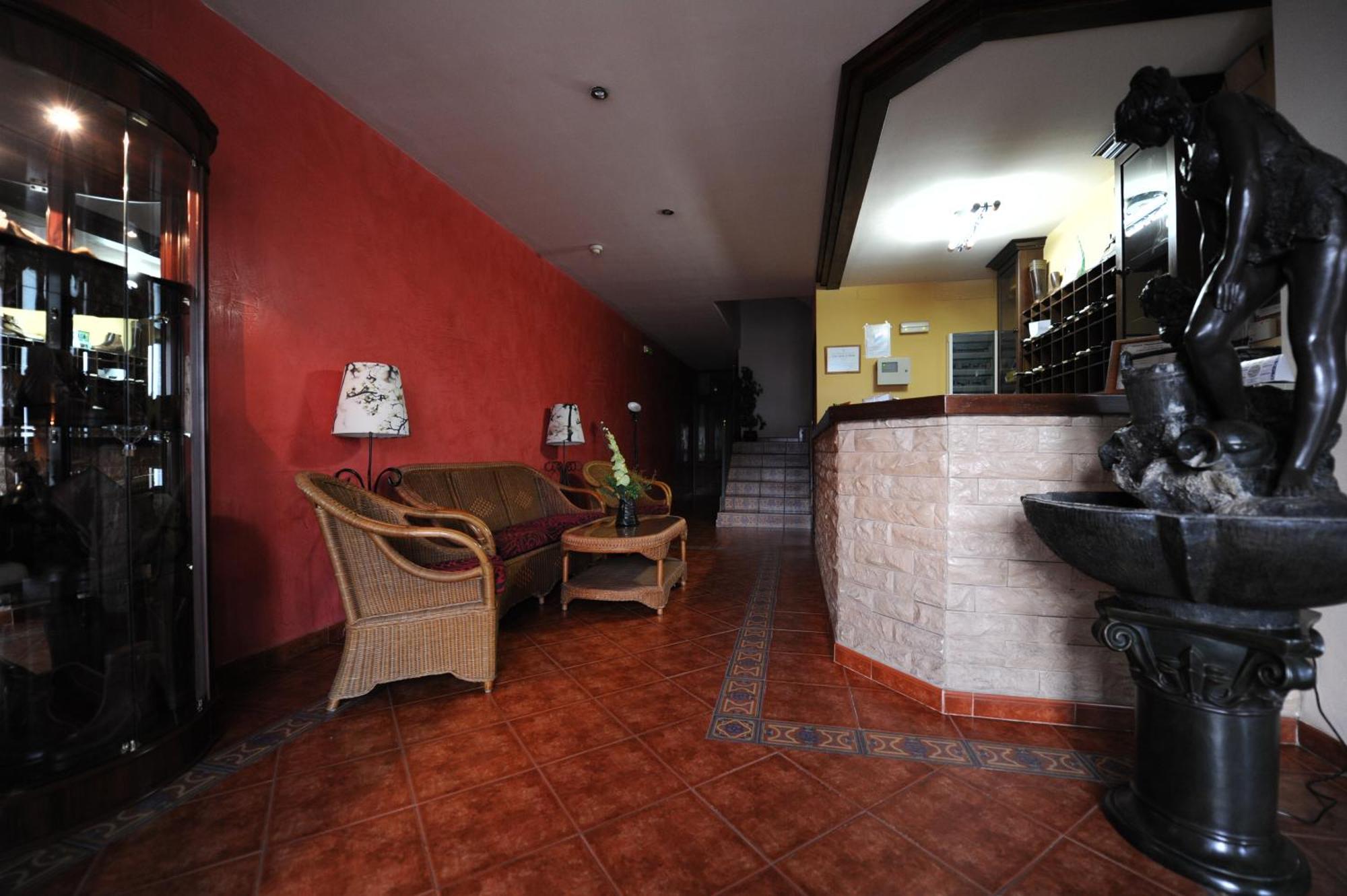 Hotel Montearoma Valverde del Camino Bagian luar foto