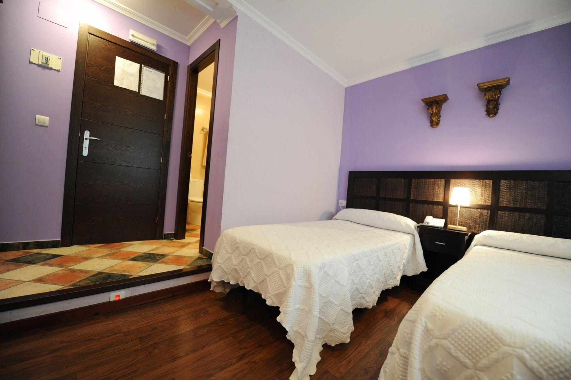 Hotel Montearoma Valverde del Camino Bagian luar foto