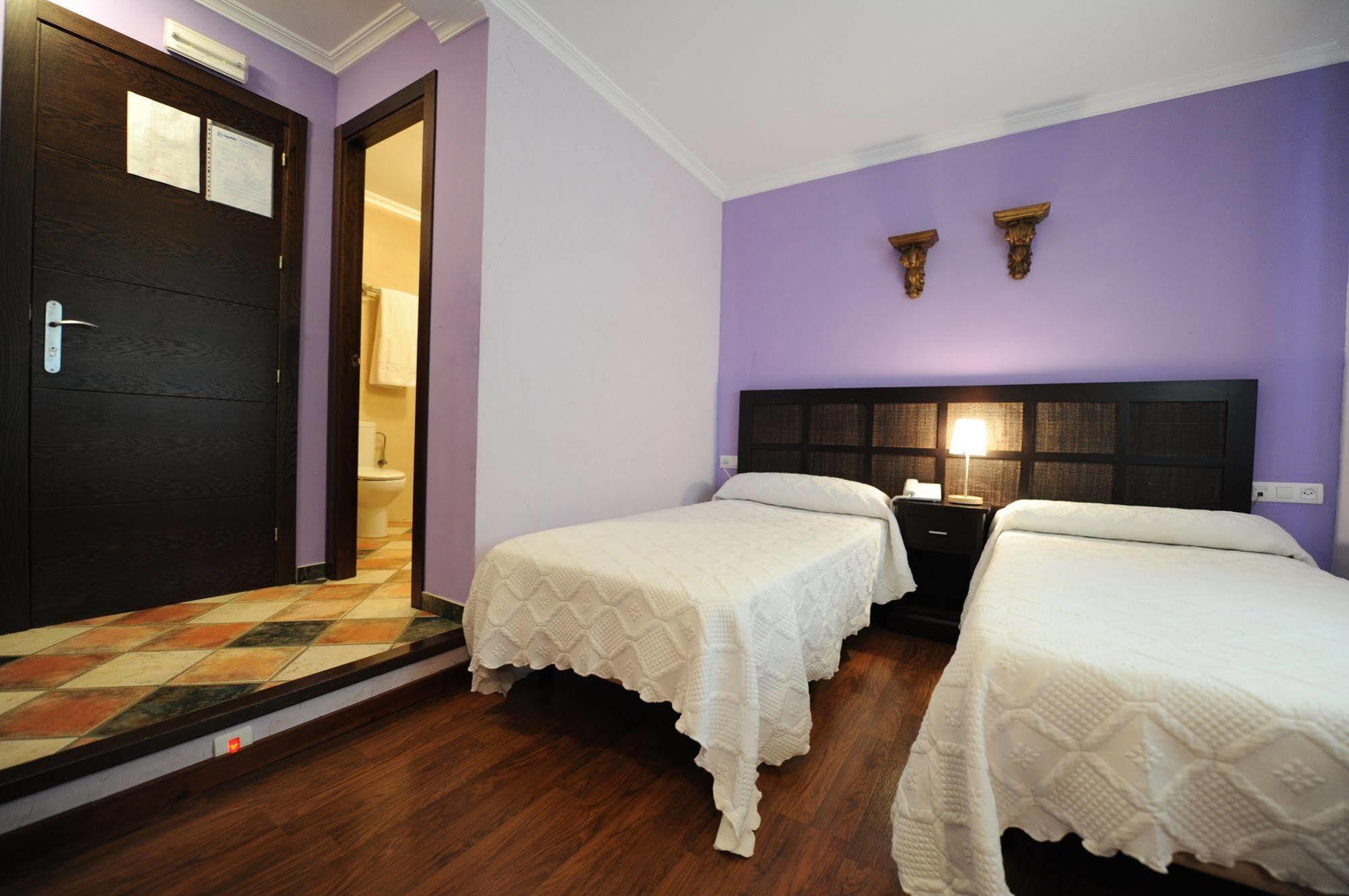 Hotel Montearoma Valverde del Camino Bagian luar foto